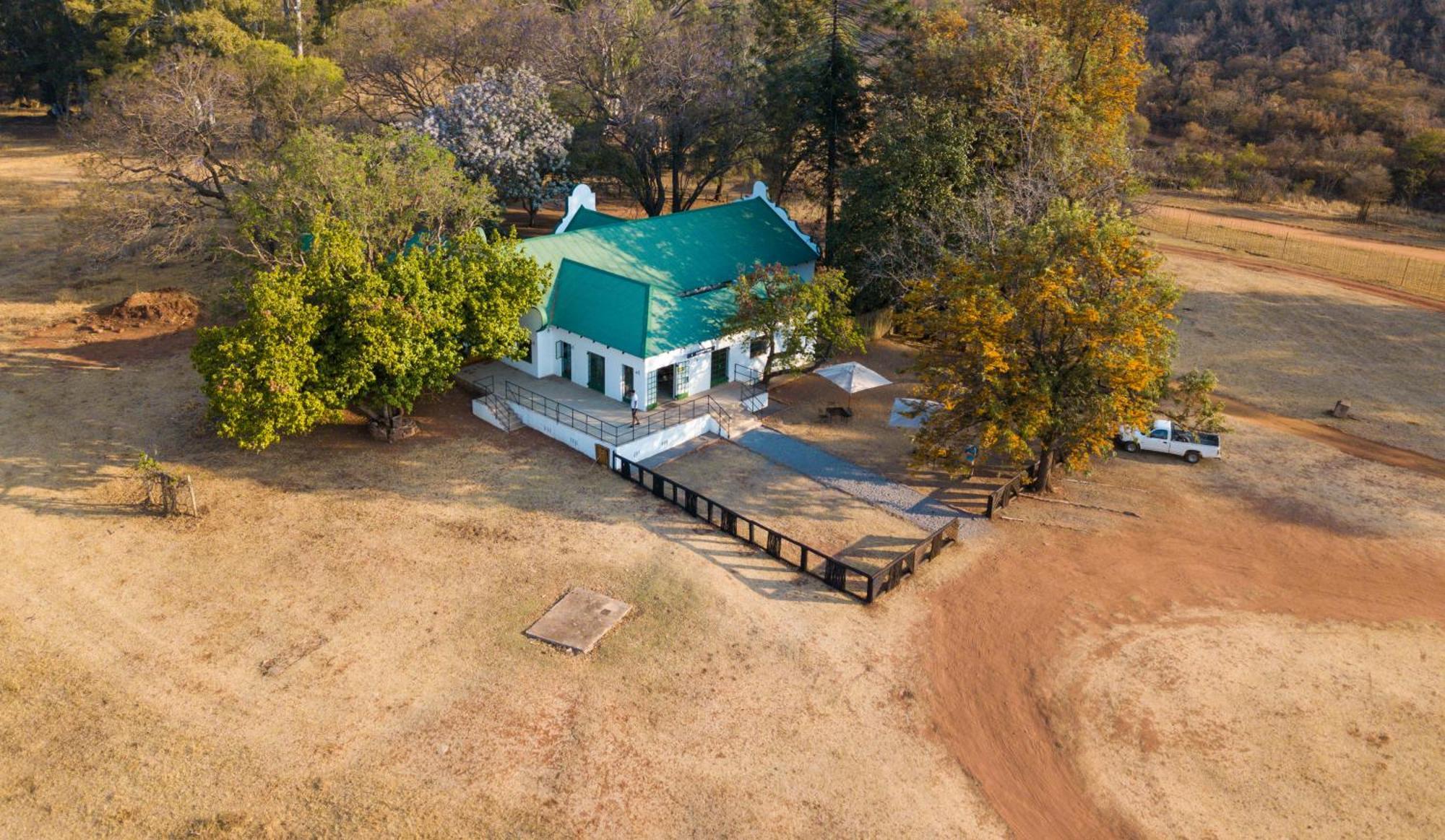 Zebra Nature Reserve Cullinan Exterior foto